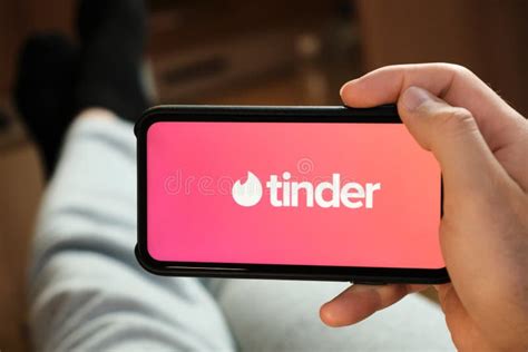 tinder looking for love feature